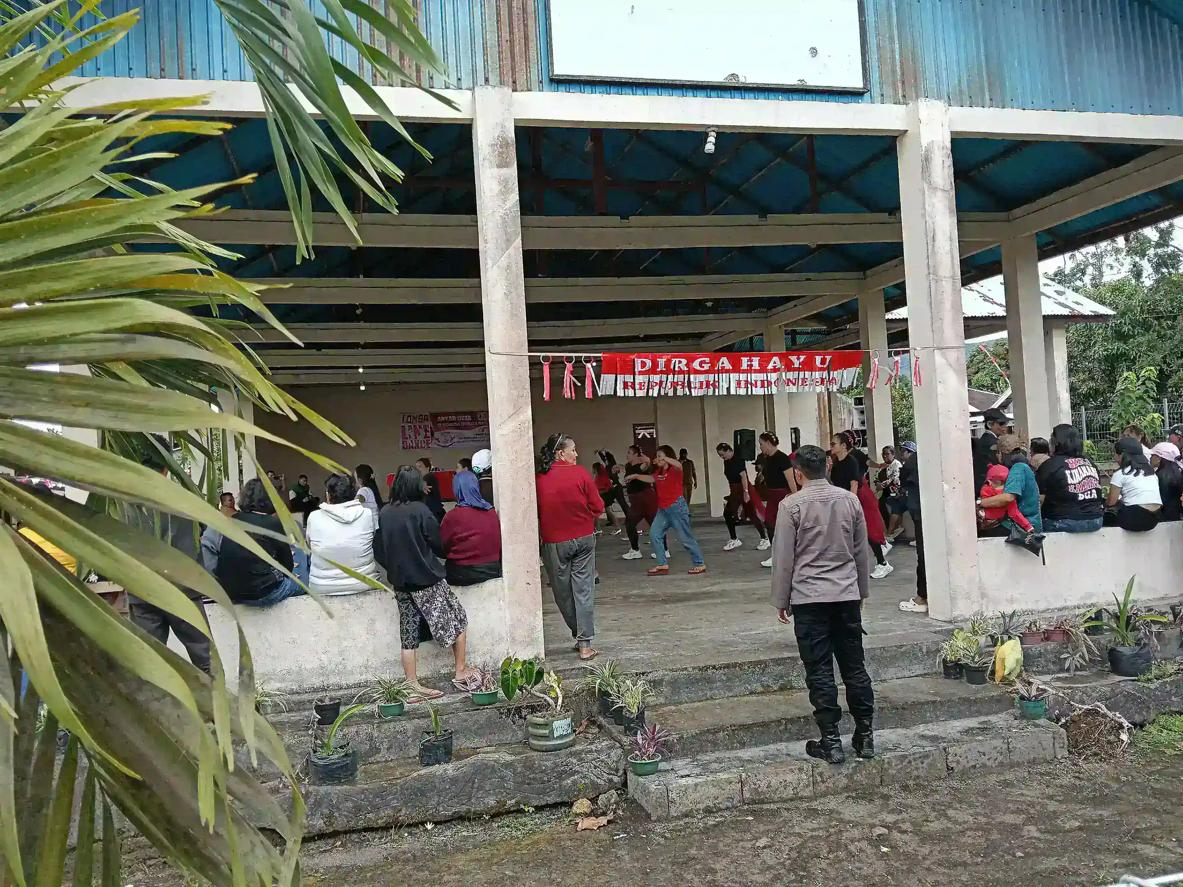 Lomba Line Dance Meriahkan HUT RI ke-80 di Kecamatan Tompaso Raya